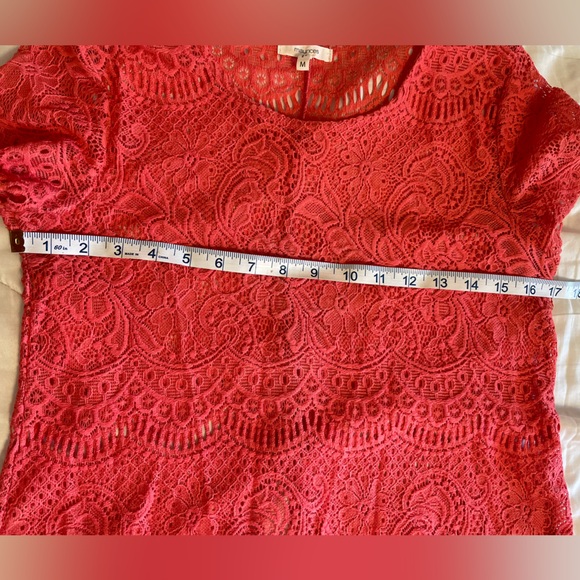Maurices Coral Lace Scalloped Blouse Size Medium - Picture 8 of 8
